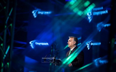 Orbán fordert einen Blankoscheck für die Zeit nach der Wahl