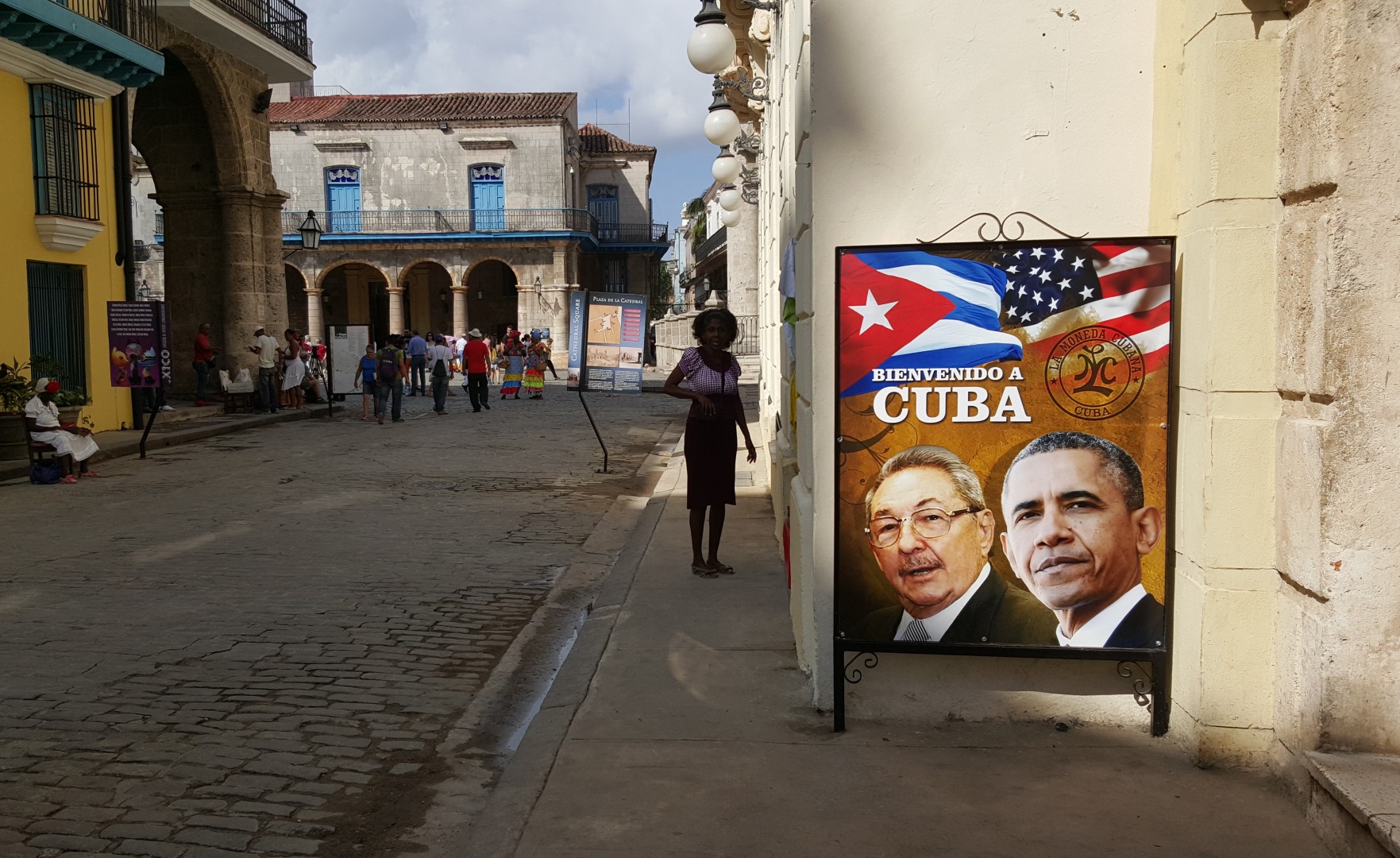 Die Ankunft des US-Präsidenten wurde auf Havannas Straßen mit Willkommensbotschaften gefeiert.