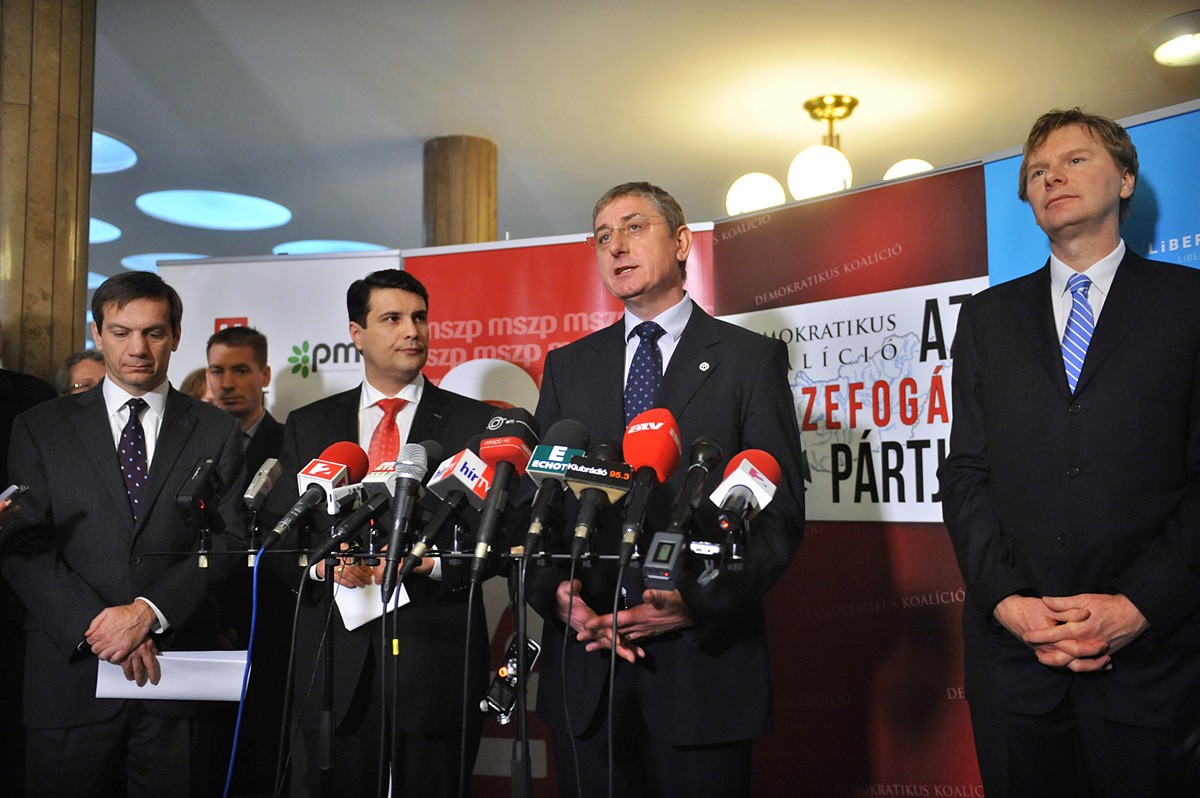 Ungarns Opposition: Zum Wahlbündnis verdammt